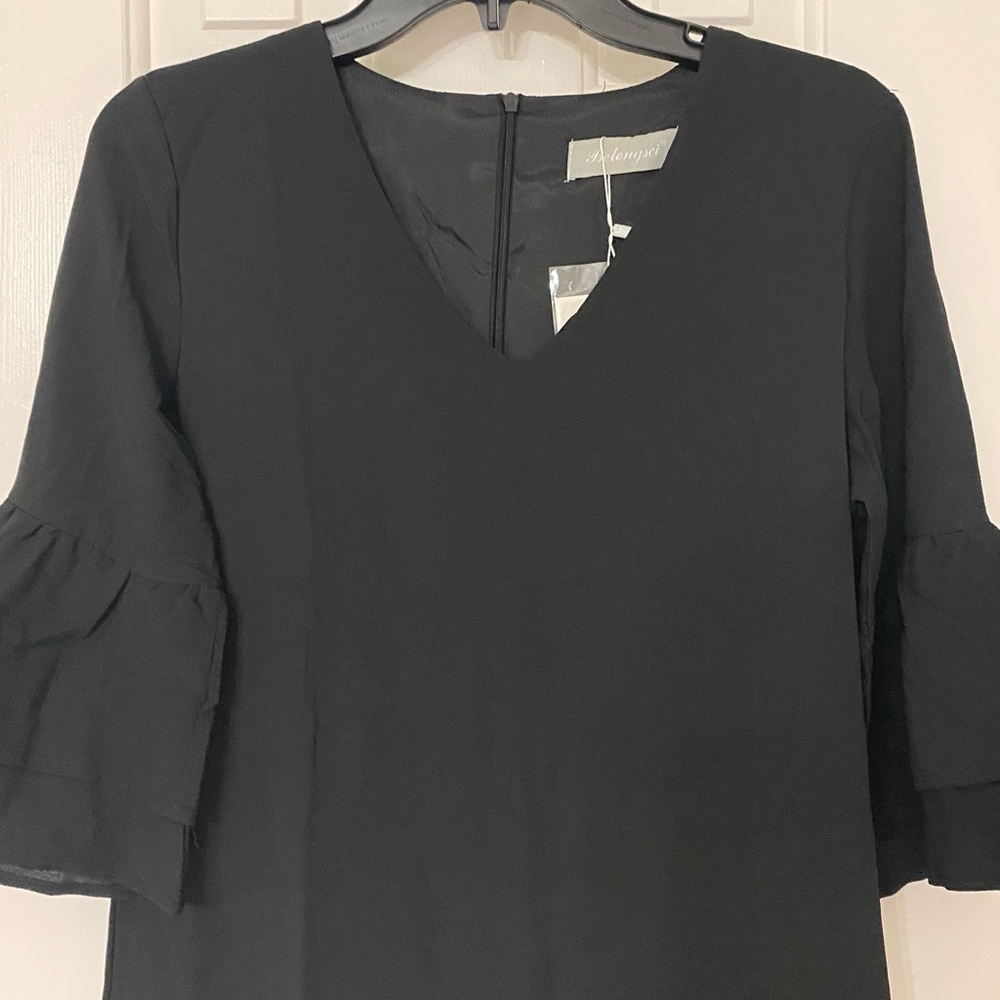 BELONGSCI • Black V-Neck Bell Sleeve Shift Mini Dress - Picture 6 of 8